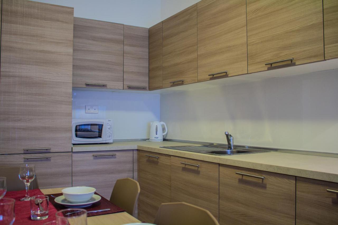 2 Bedroom Apartment Close To City Centre Tas-Sienja Экстерьер фото